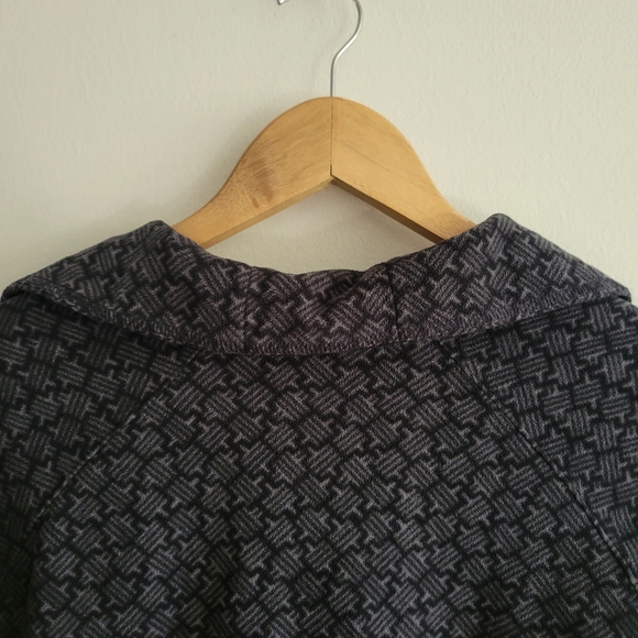 COLUMBIA | Black and Gray Fleece Pullover Long Sleeve Top - Picture 2 of 7